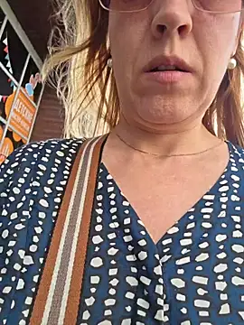 LissyJains' Live XXX Chat