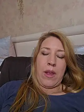 צ'אט XXX בשידור חי של LissyJains