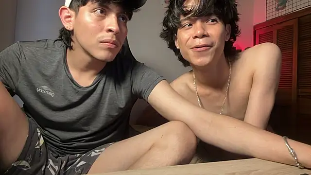 Show Webcam de MyLatinHotBoys