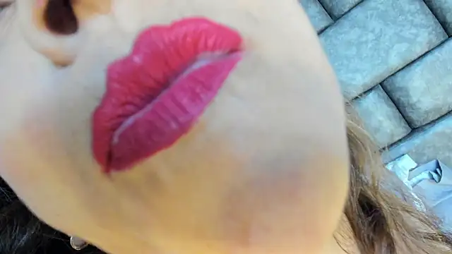 Pertunjukan Kamera Web Matureyulyet