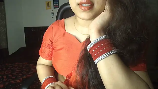queen_angel67 Show Webcam