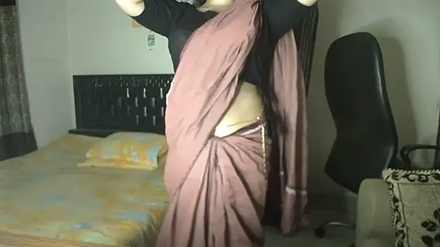 queen_angel67 Adlı Modelin Canlı XXX Sohbeti