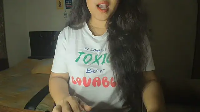 Show modela queen_angel67 na web-kameri