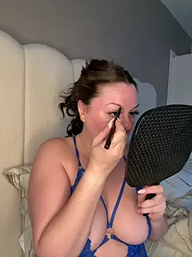Онлайн чат XXX BaddieBellaUK