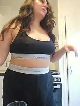 BaddieBellaUK Live XXX Chat