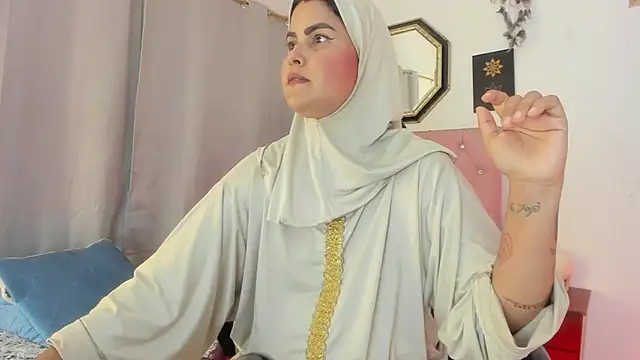 AishaAmin_ – Naživo XXX chat