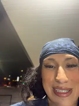 theetriniti Live XXX Chat