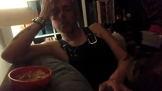 SHARPSkinhead Webcamshow
