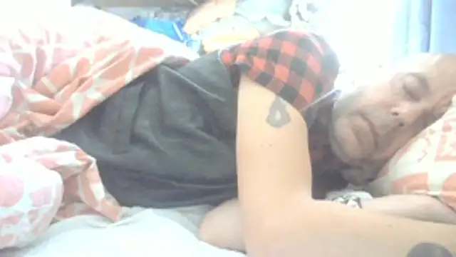 SHARPSkinhead Webcamshow
