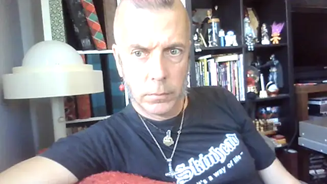 SHARPSkinhead Webcamshow