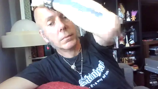 SHARPSkinhead Webcam Show