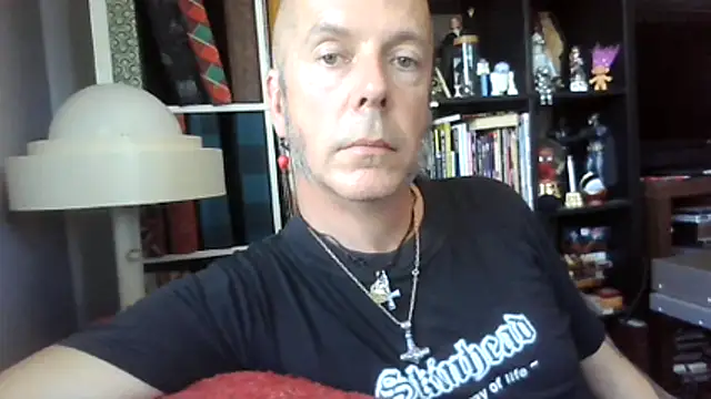 SHARPSkinhead Webcam Show
