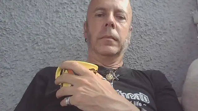 عرض كام SHARPSkinhead