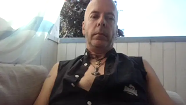 SHARPSkinhead Adlı Modelin Web Kamerası Şovu