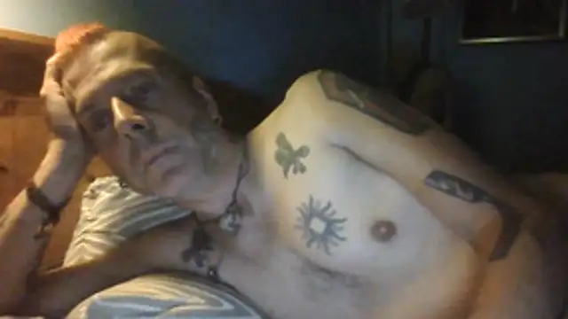 Show de webcam de SHARPSkinhead