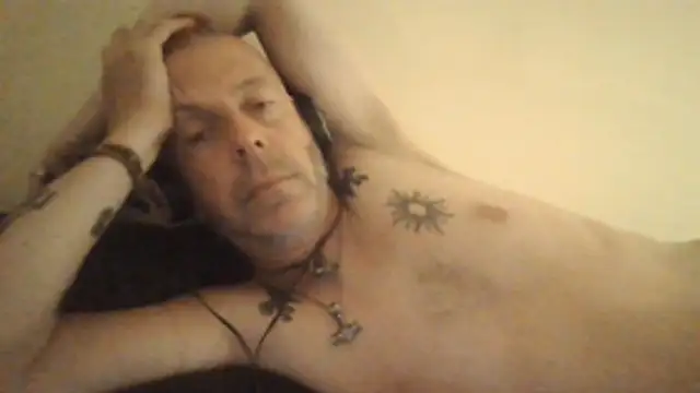 SHARPSkinhead Webcam Show