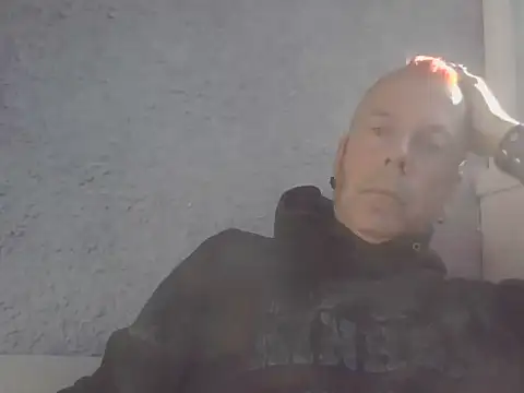 SHARPSkinhead Webcamshow
