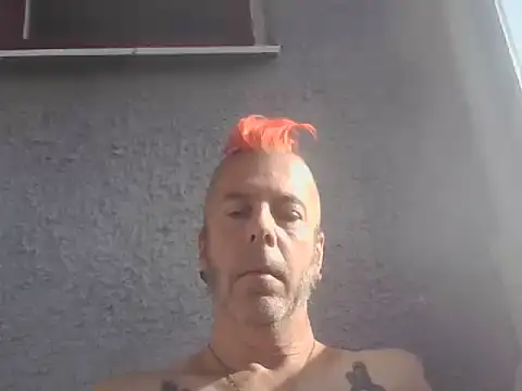 SHARPSkinhead: вебкам-шоу