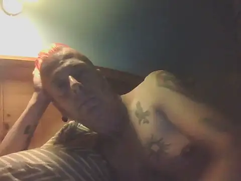 Show de webcam de SHARPSkinhead
