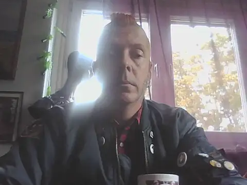 عرض كام SHARPSkinhead