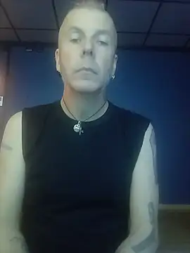SHARPSkinhead – webcam-show
