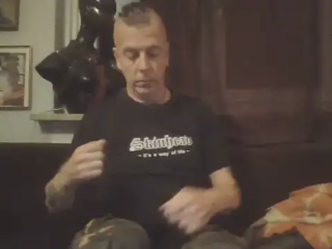 SHARPSkinhead Webcamshow