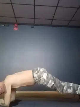 SHARPSkinhead Show in webcam