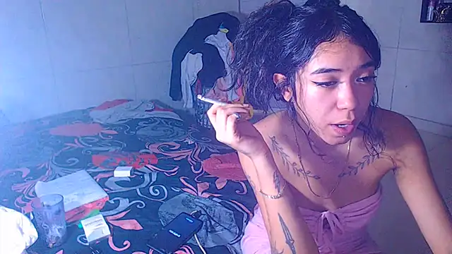 Triogirlhorny_ 웹캠 쇼