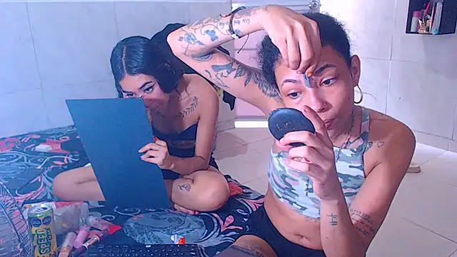 Triogirlhorny_ Webcamshow