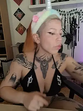 Chat +18 de divine_eve ao vivo