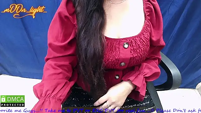 Chat +18 de _mOOn_light_ ao vivo