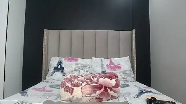 Sala de chat ao vivo de Ms__JOJO