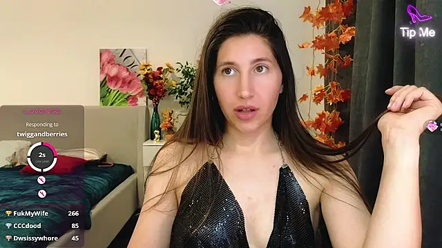 Chat +18 de marrycolins ao vivo