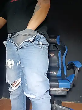 DickMasterfindom webcam show