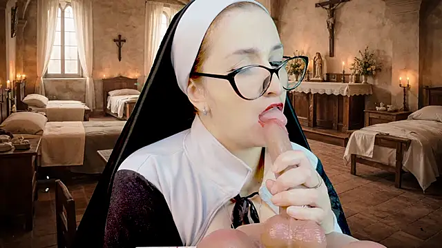 helenas_fantasy Show in webcam