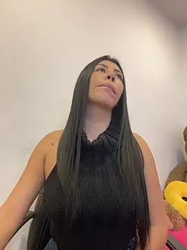 Alanna_atm_ Adlı Modelin Canlı XXX Sohbeti