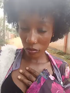 دردشة PetiEbonyGoddess الجنسية المباشرة