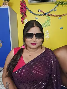 Lusty_Rose01 Adlı Modelin Web Kamerası Şovu