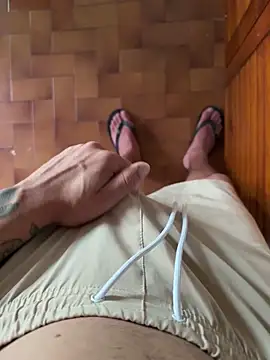 Show de Hotguyj na webcam
