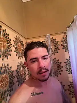 Show de Hotguyj na webcam