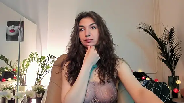 MonicaVii's Live XXX Chat