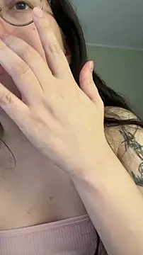 EmiSparks' Live XXX Chat