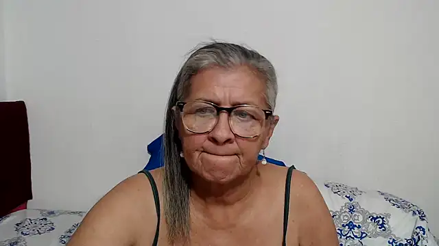 Živý XXX chat candy_mature_