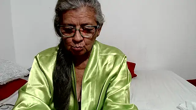 Chatroom XXX en direct de candy_mature_