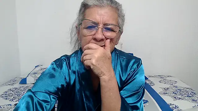 candy_mature_のライブXXXチャット