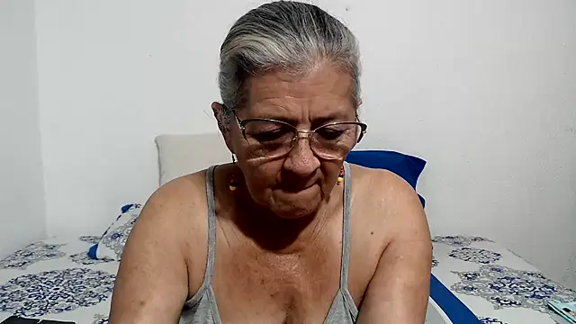 candy_mature_n Live XXX chat