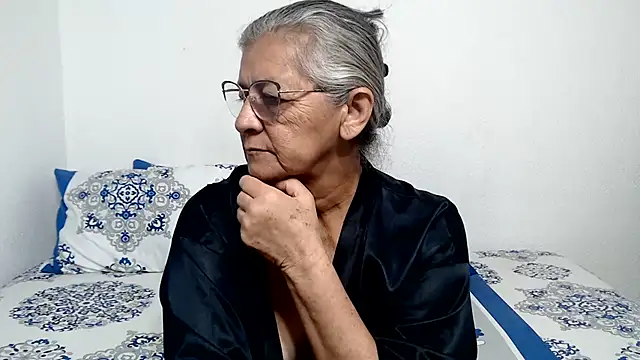 Chat +18 de candy_mature_ ao vivo
