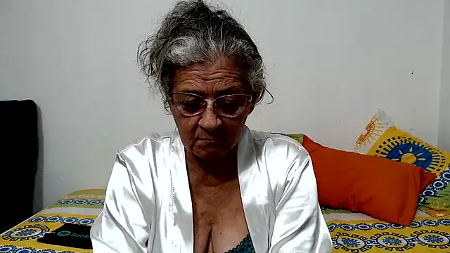 candy_mature_'s Live XXX Chat