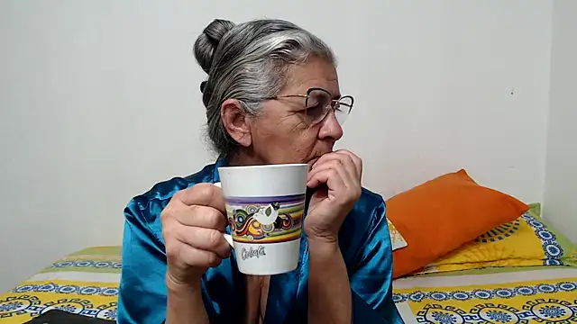 candy_mature_'s Live XXX Chat