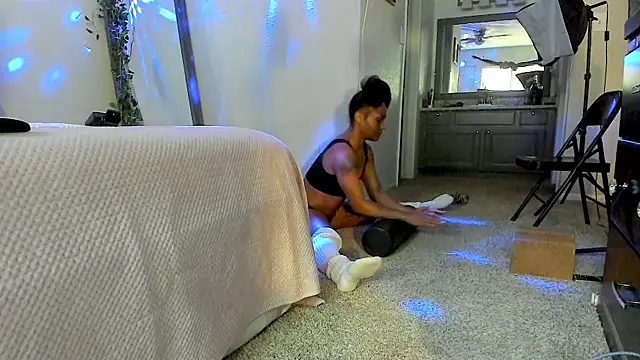 yiauana Webcam show